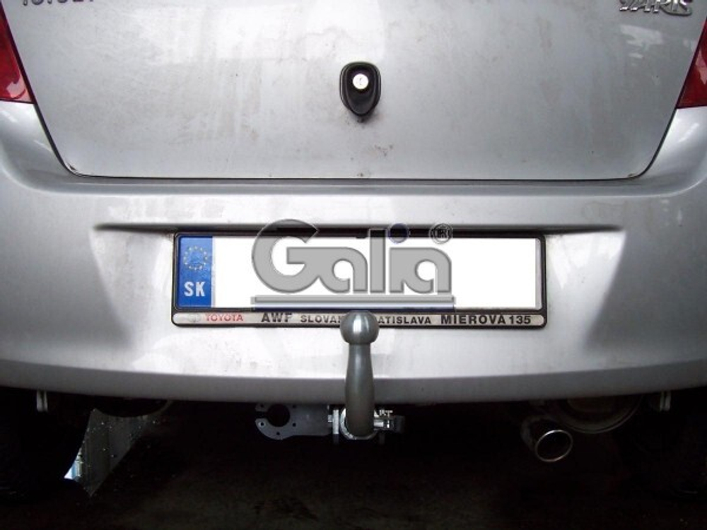 Фаркоп оцинкованный Galia T057A для Toyota Yaris 2005-2014(паспорт и сертификат в комплекте)(без электрики)