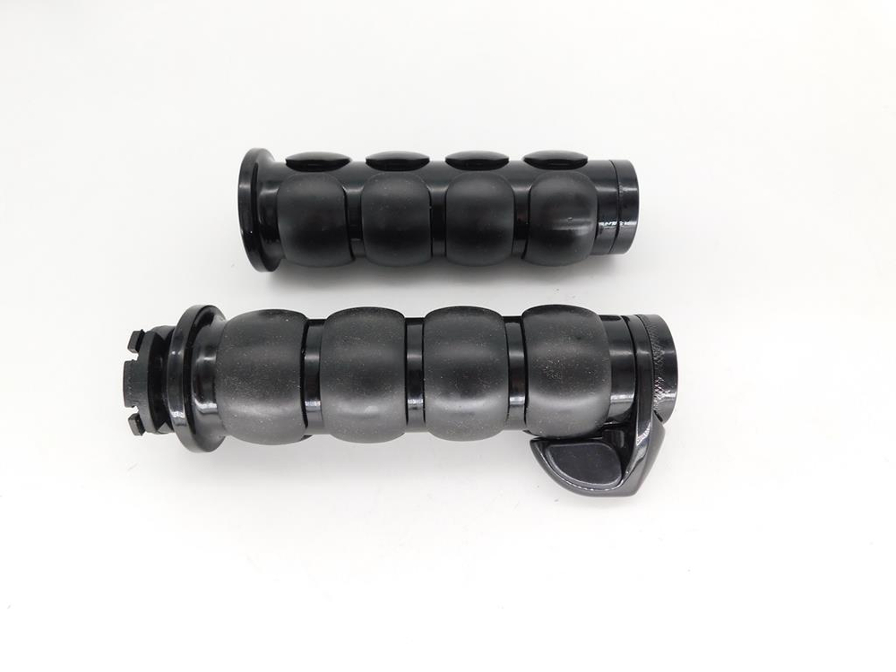 грипсы универсальные 25 мм TRHB114A-CD черные