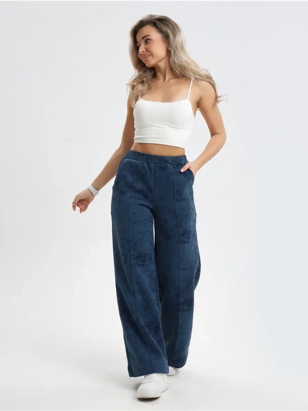 Брюки теплые с начесом прямые на зиму