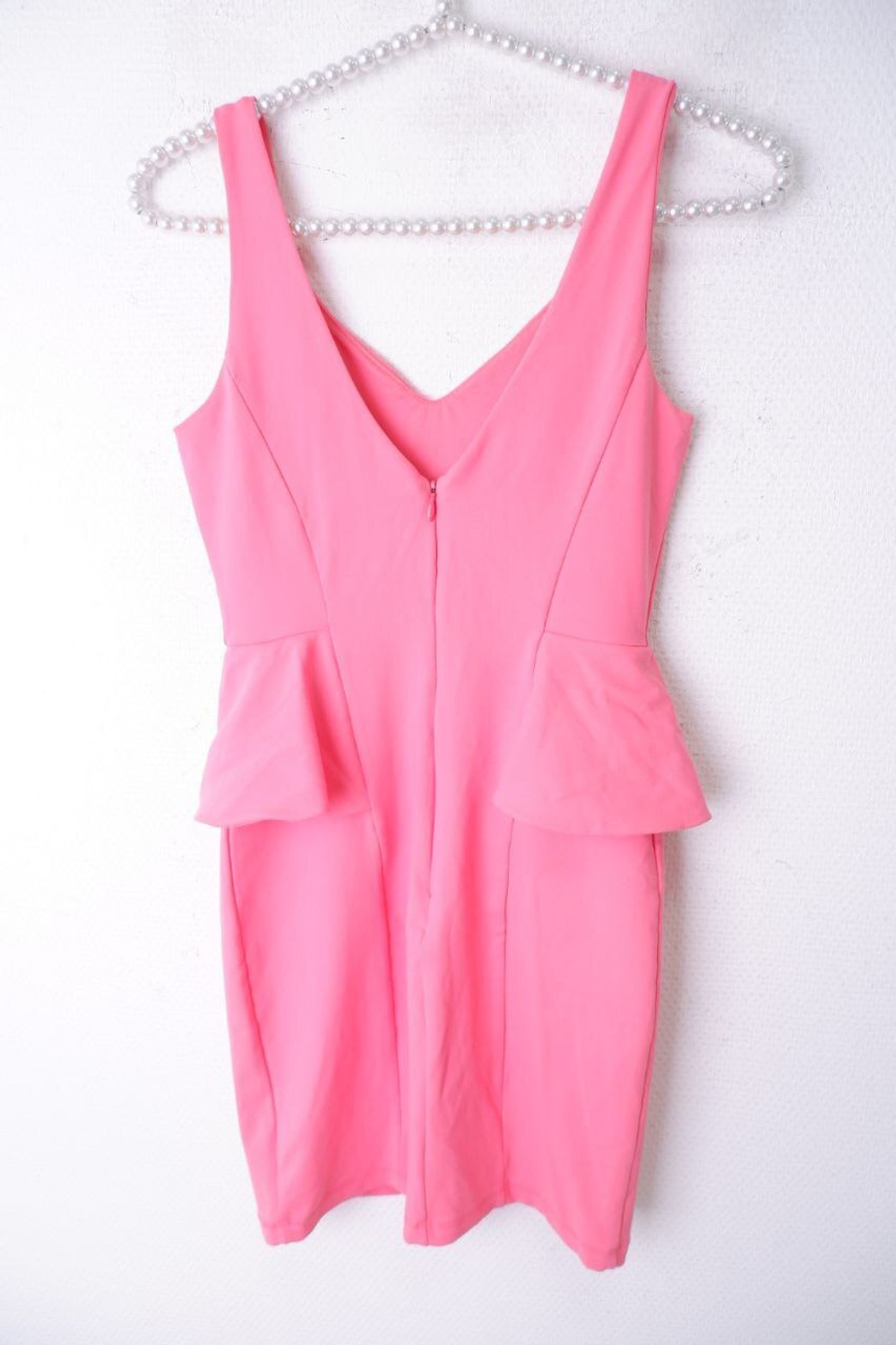 Платье яркого цвета 40 размер