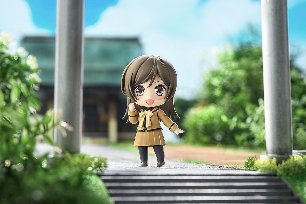Momozono Nanami
