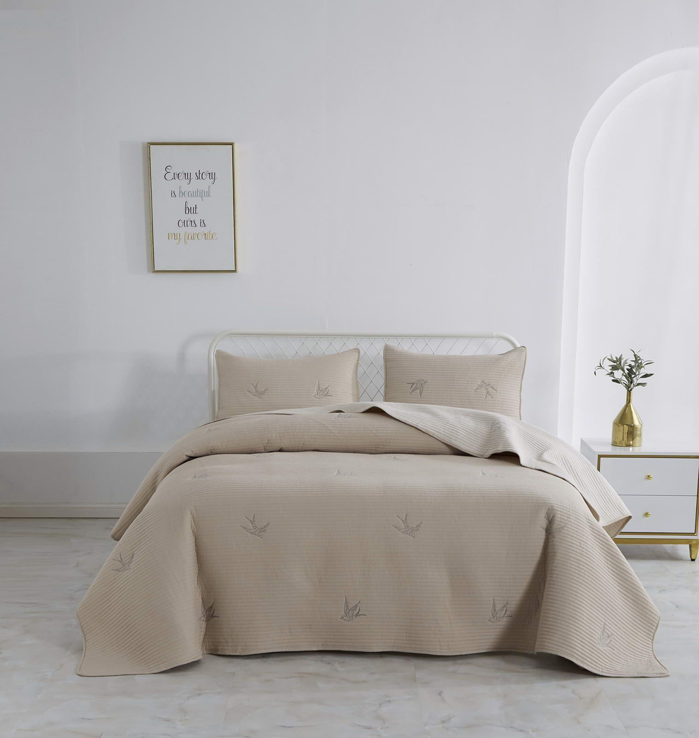 Покрывало 160х220 и наволочка 50х70 Sofi De MarkO Жаклин бежевое