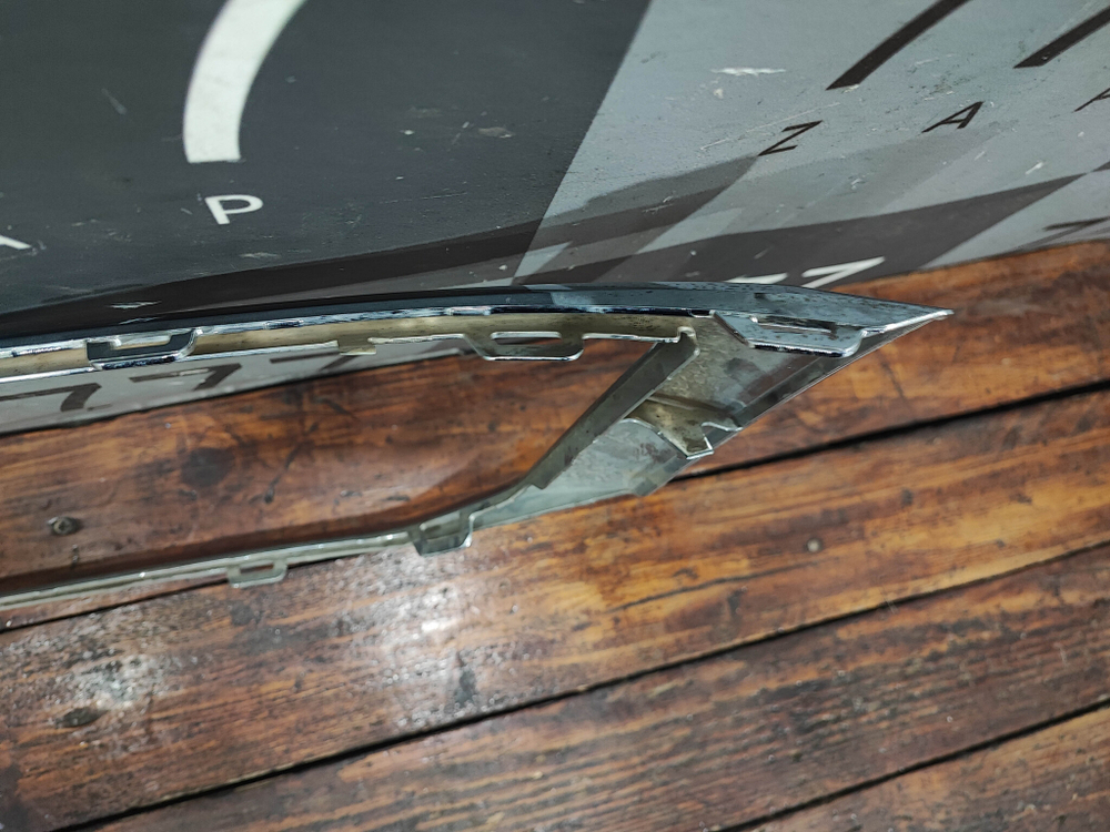 Молдинг решетки радиатора Skoda Kodiaq 16-22 Б/У Оригинал 565853761