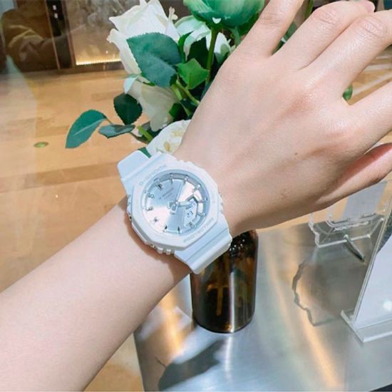 Наручные часы Casio G-Shock GMA-P2100VA-7ADR