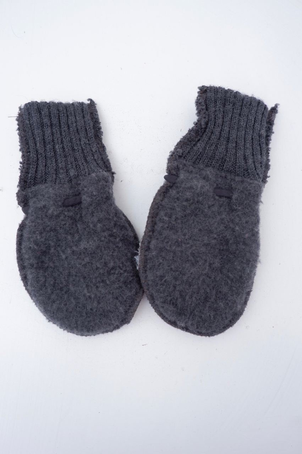 Варежки JOHA на 6/9 месяцев