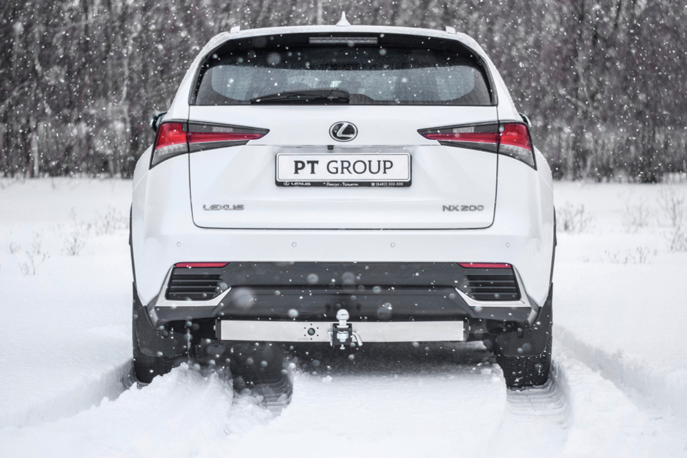 Фаркоп с унив. электрикой Smart, съемный квадрат, с НЕРЖ накладкой TOYOTA RAV4 2013-2018, LEXUS NX (с одной выхлопной трубой) 2014- (паспорт и сертификат) ПТ ГРУПП.LNX-20-991124.00