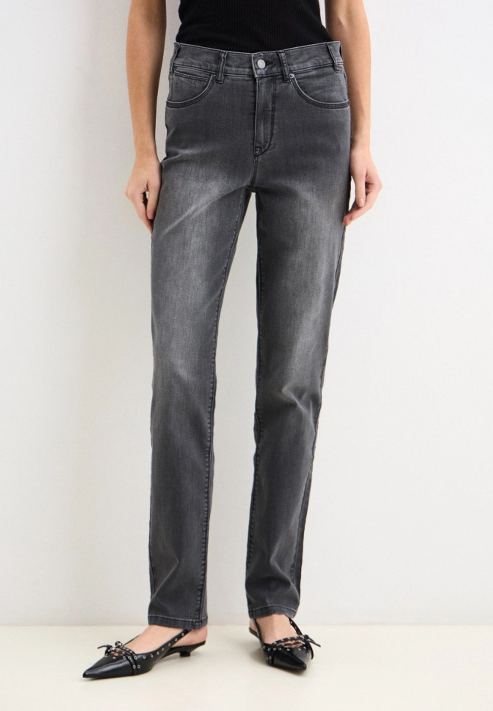 Джинсы из хлопка