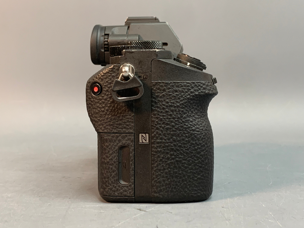 Sony A7 II 82.000 Кадров, экран работает не во всех положениях