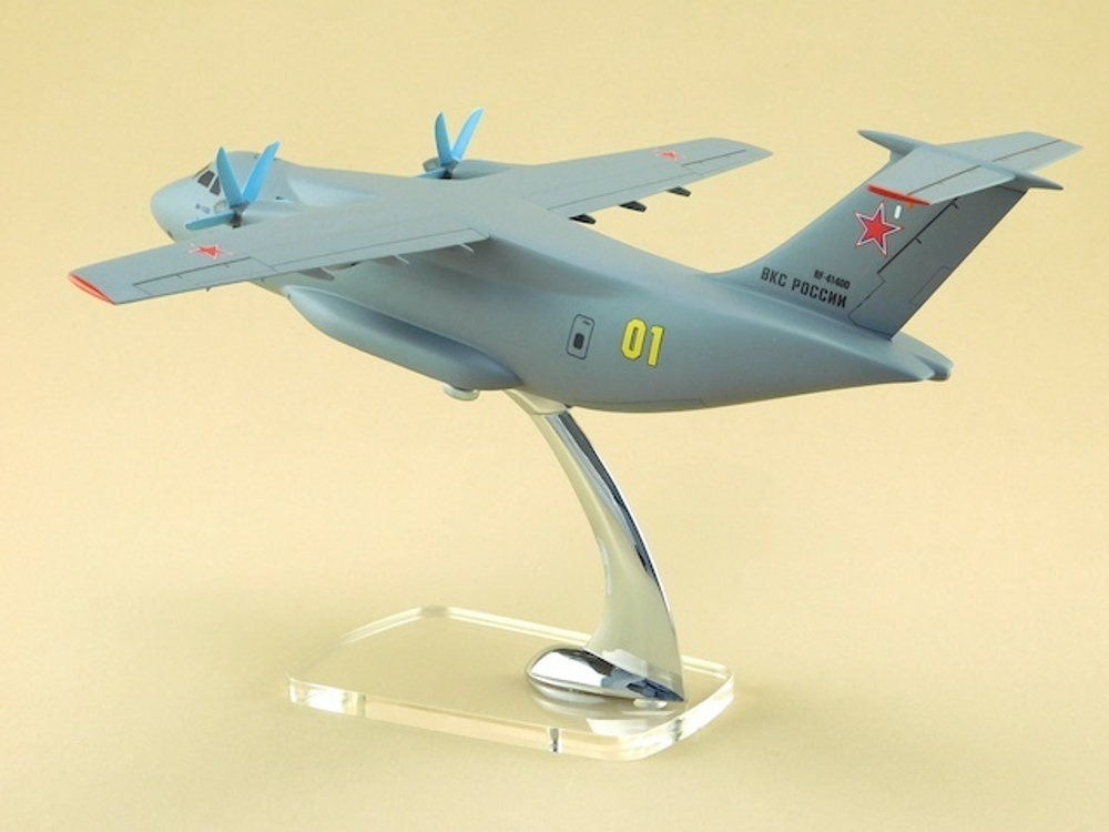 Модель самолета Ил-112В (М1:72, ВКС России)