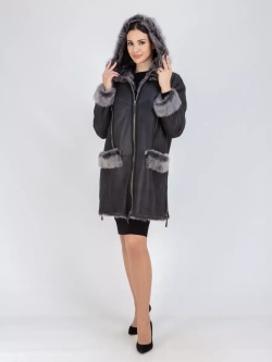 Дубленка зимняя с капюшоном натуральная