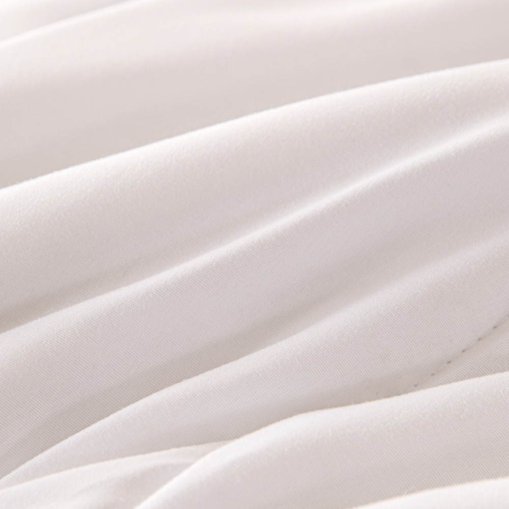 Одеяло SM Всесезонное SM002 черно-белый кант 200*220 см