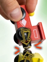 Паровозик деревянный  с магнитной сцепкой для детей