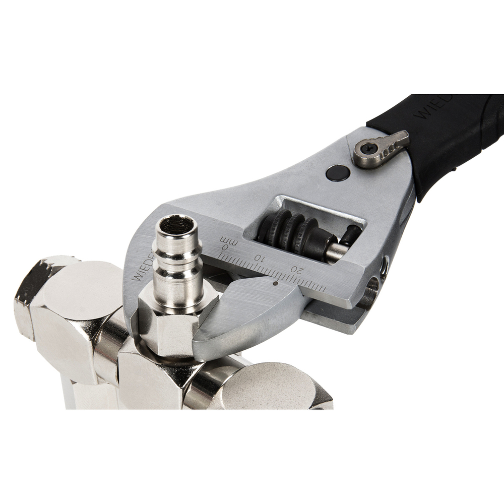 WDK-4001 Разводной ключ с трещоткой и реверсом, Cr-V, длина 200 мм