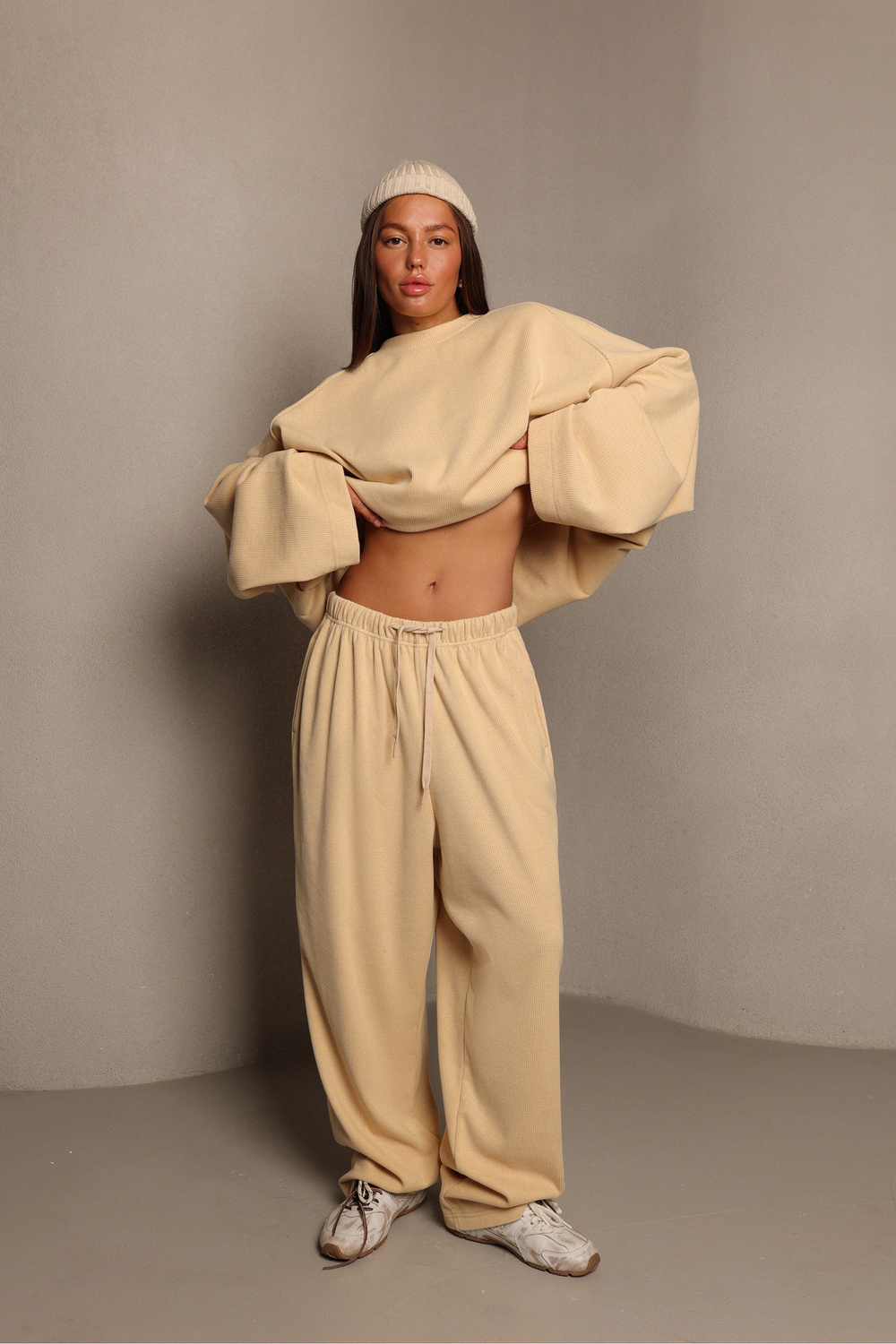 Брюки из трикотажного вельвета