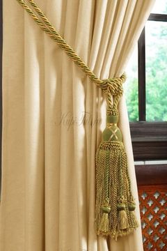 Mild (кремовый). Готовые шторы