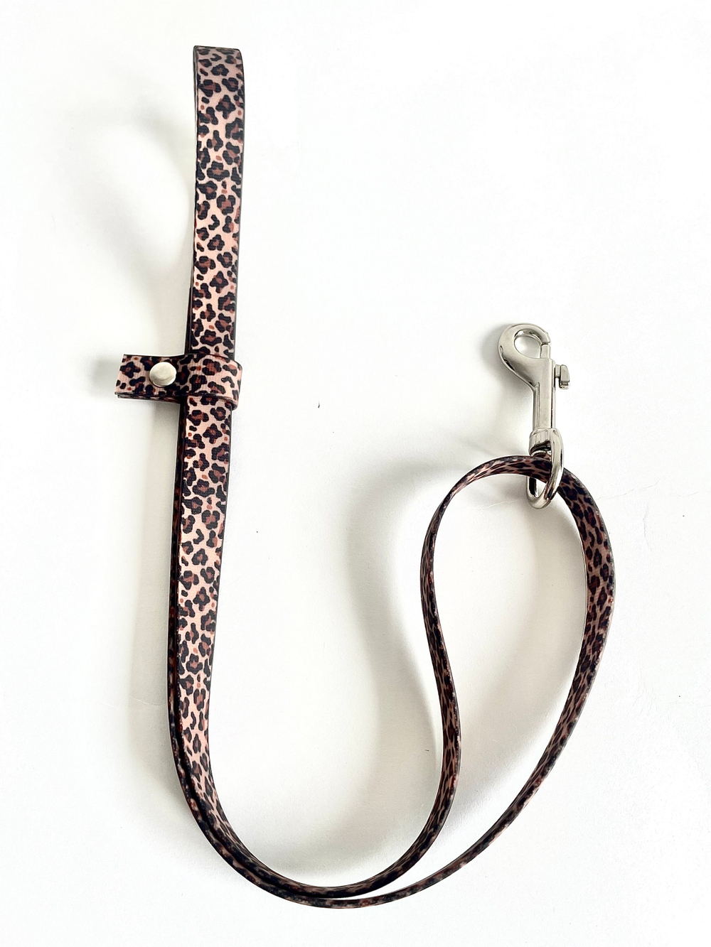 Ринговка груминга из биотана , ширина 15 мм, длина 50 см., зебра