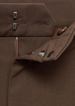 Брюки с широкими штанинами и низкой посадкой