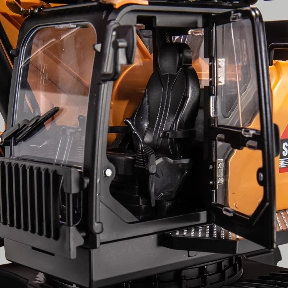 Радиоуправляемый экскаватор HUINA масштаб 1:14 2.4G - SY980 , версия с двумя дополнительными насадками в комплекте