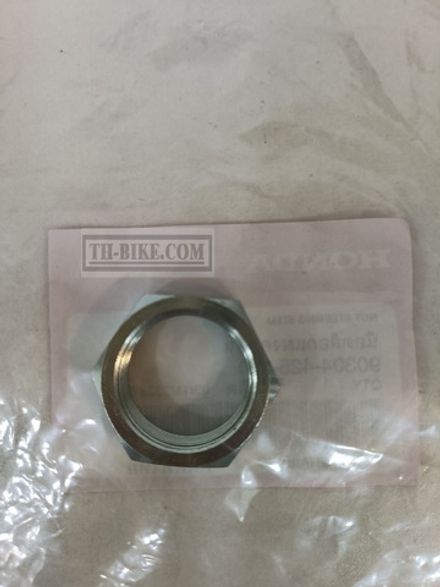 90304-425-000. NUT, STEERING STEM