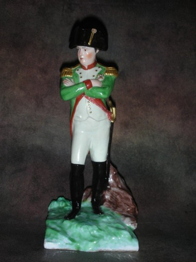 Статуэтка. Фарфор. Солдат. Наполеон Бонапарт. Volkstedt. Германия