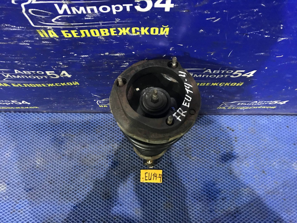 Стойка передняя правая NISSAN BLUEBIRD 1997