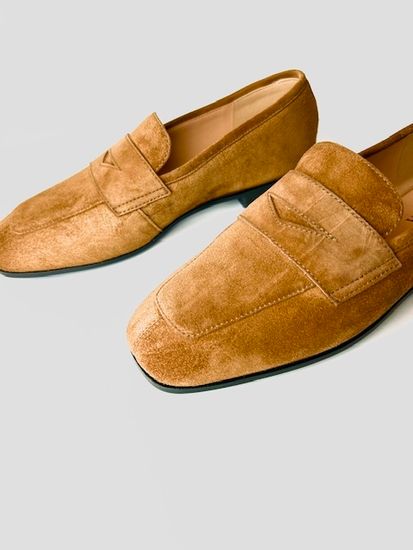 Лоферы женские