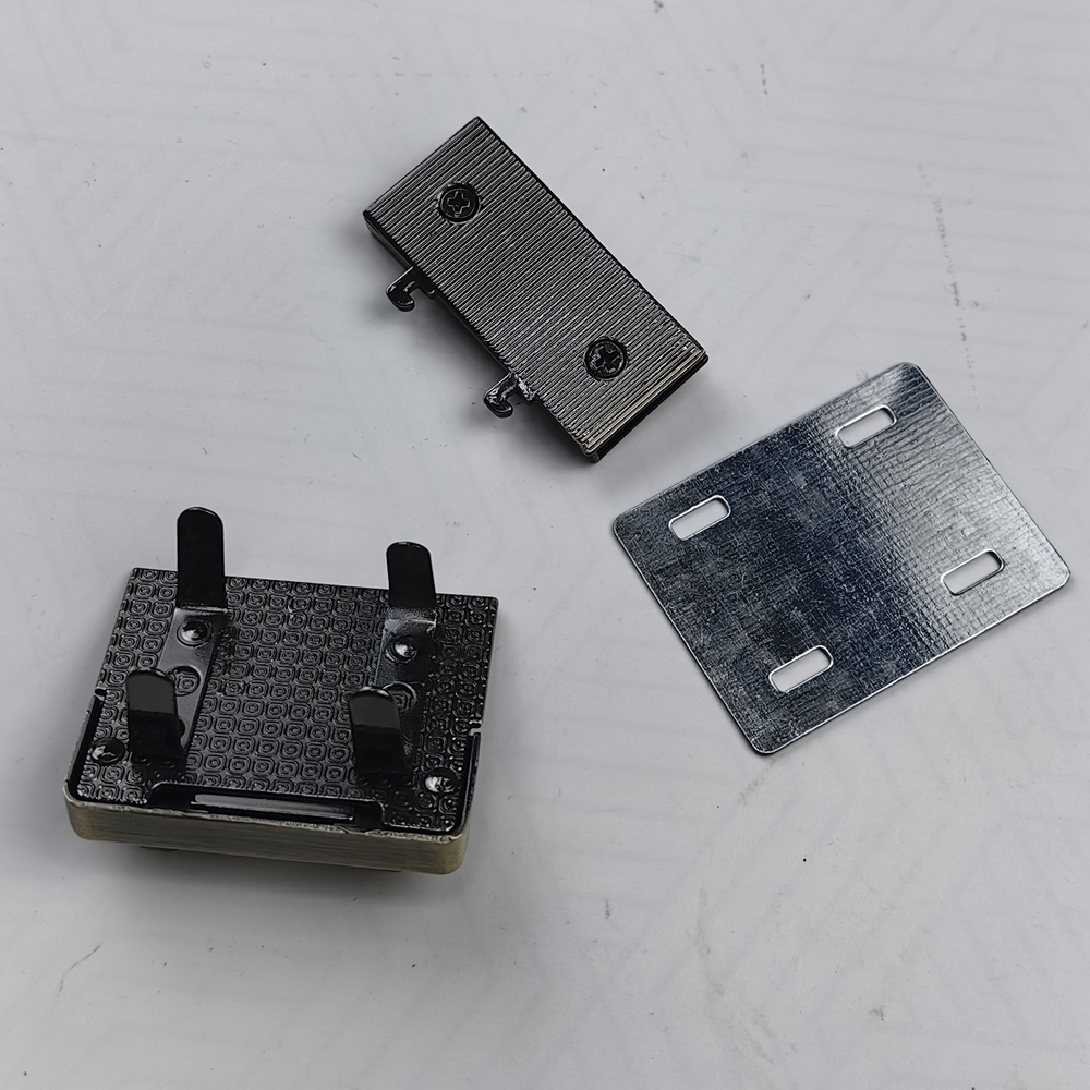 Замок задвижка на винтах Фурла антик