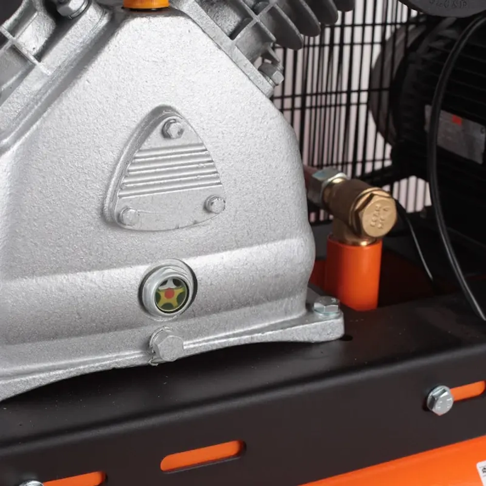 Компрессор поршневой ременной Patriot Remeza СБ 4/С-100 LB 50, 520306340