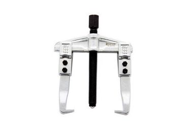 Съемник двухлапый с двумя усиленными фиксирующими болтами 6''(? захвата- 140мм, длина лап - 100мм) Partner PA-021806