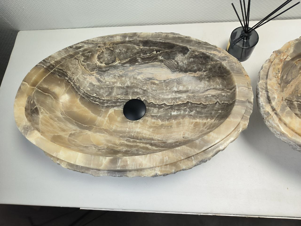 Раковина из оникса ТРИО! Oval Marmo Wave OO-62644 58*38*15