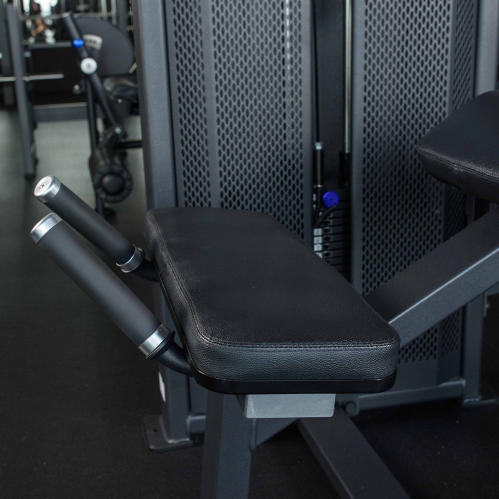 U3001D (E5001) Сгибание ног лежа. Стек 94 кг