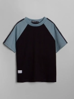 Спортивный костюм для мальчика в школу