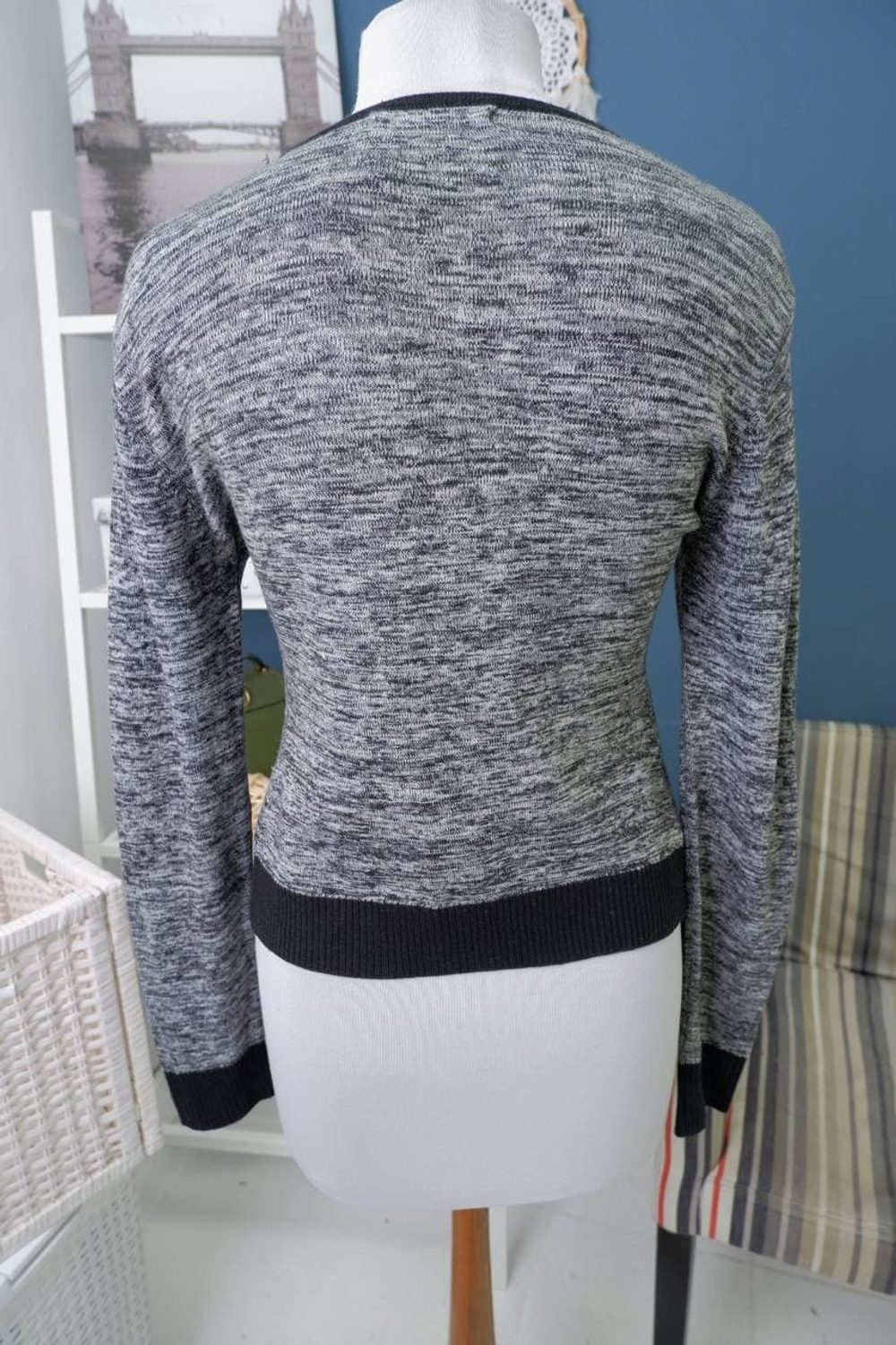 Кофта с красивой застежкой 46/48 размер