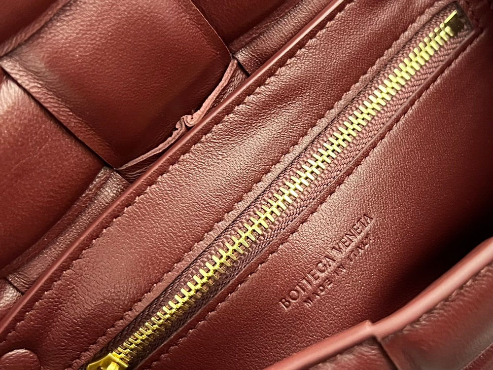 Bottega Veneta Small Padded Cassette 19 cm