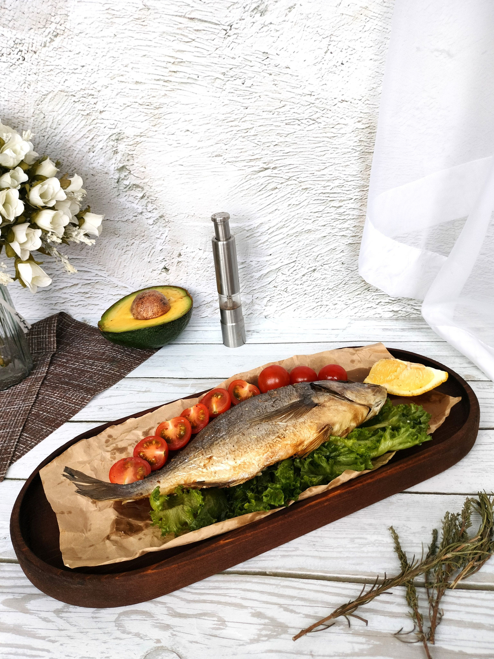 Поднос деревянный овальный сервировочный