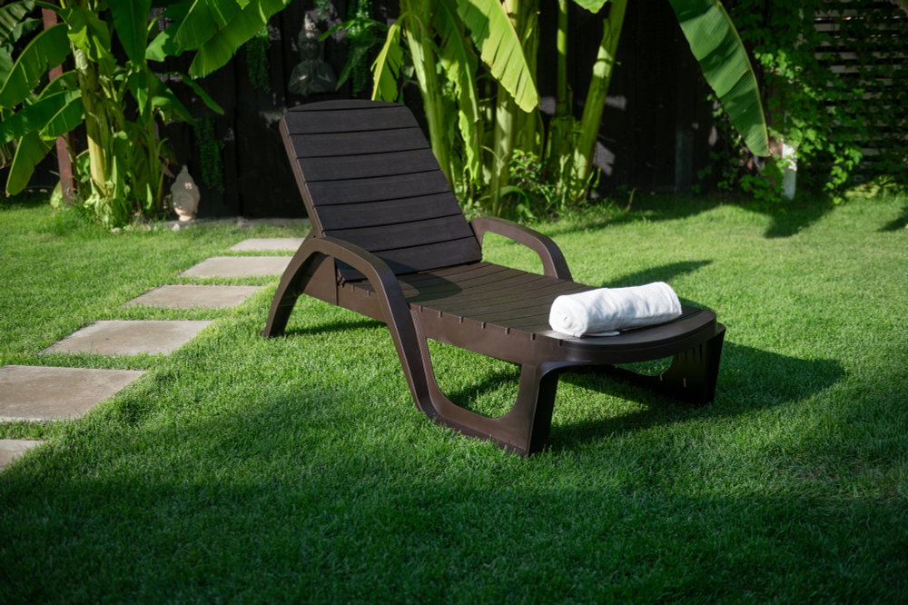 Лежак Элластик-Пласт Прованс пластик (шоколад)