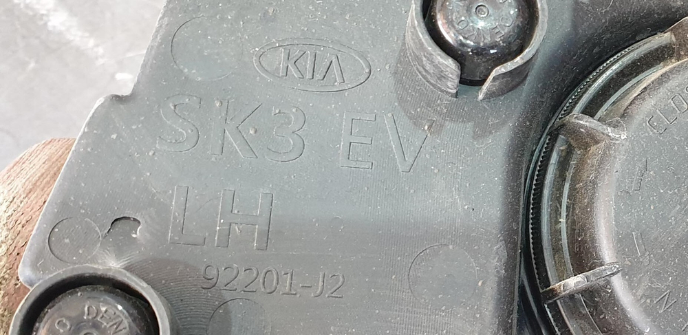 ПТФ передняя левая LED Kia Soul 3 (SK3) 19-22 Б/У Оригинал 92201J2000