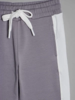 Спортивный костюм для девочки в школу