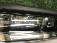 Фара правая Toyota Land Cruiser 300 (2021-н.в.) LED