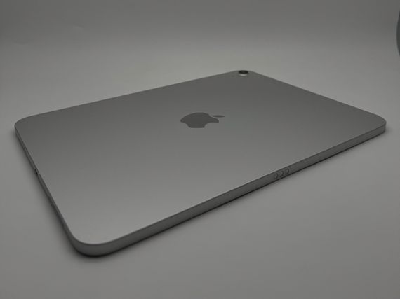 Apple iPad 11 128Gb Silver Wi-Fi