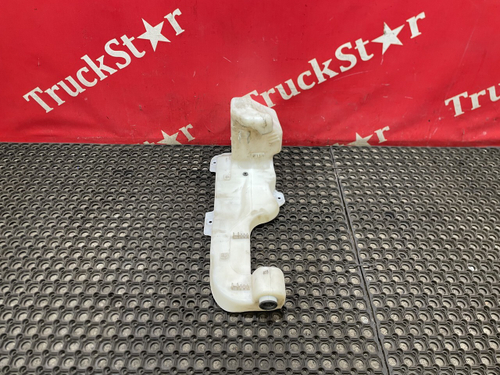 Бачок омывателя лобового стекла