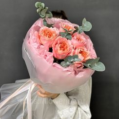 Букет из пионовидных роз