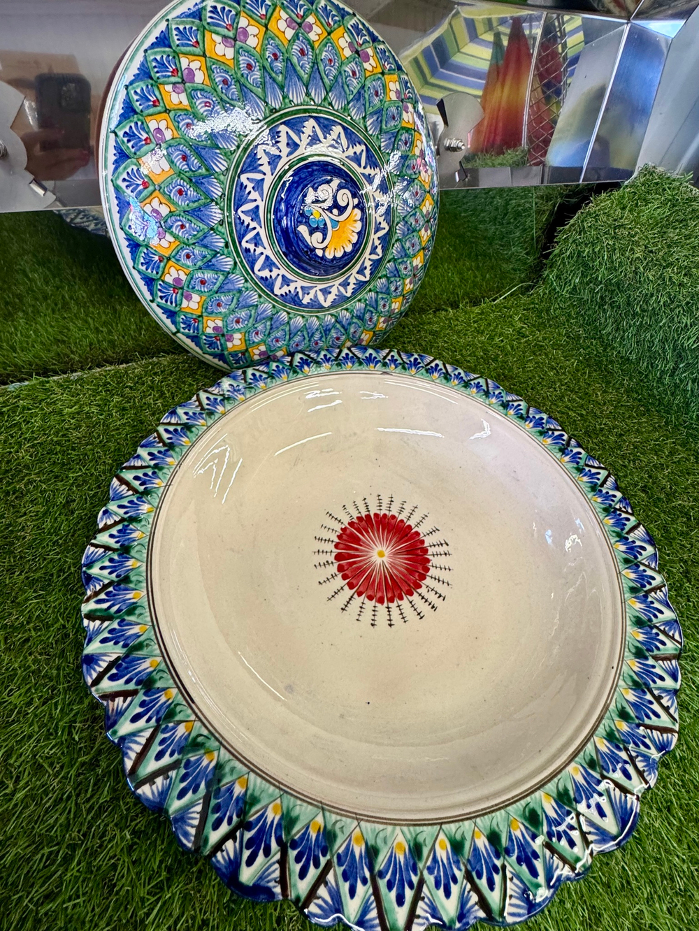 Ляган с крышкой 38 см Гранат
