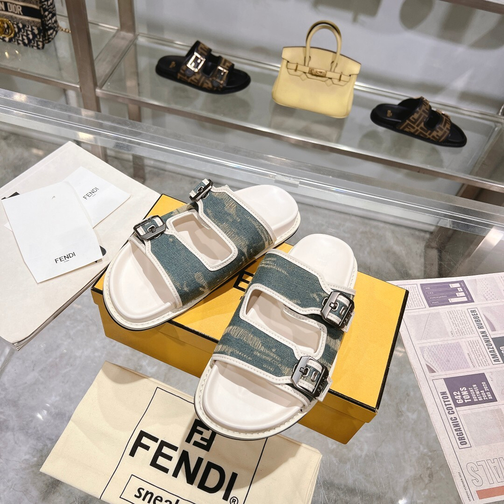 Fendi Feel Slides