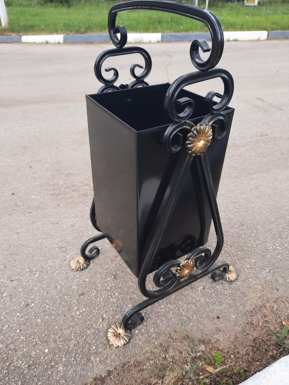 Урна "Кованая"