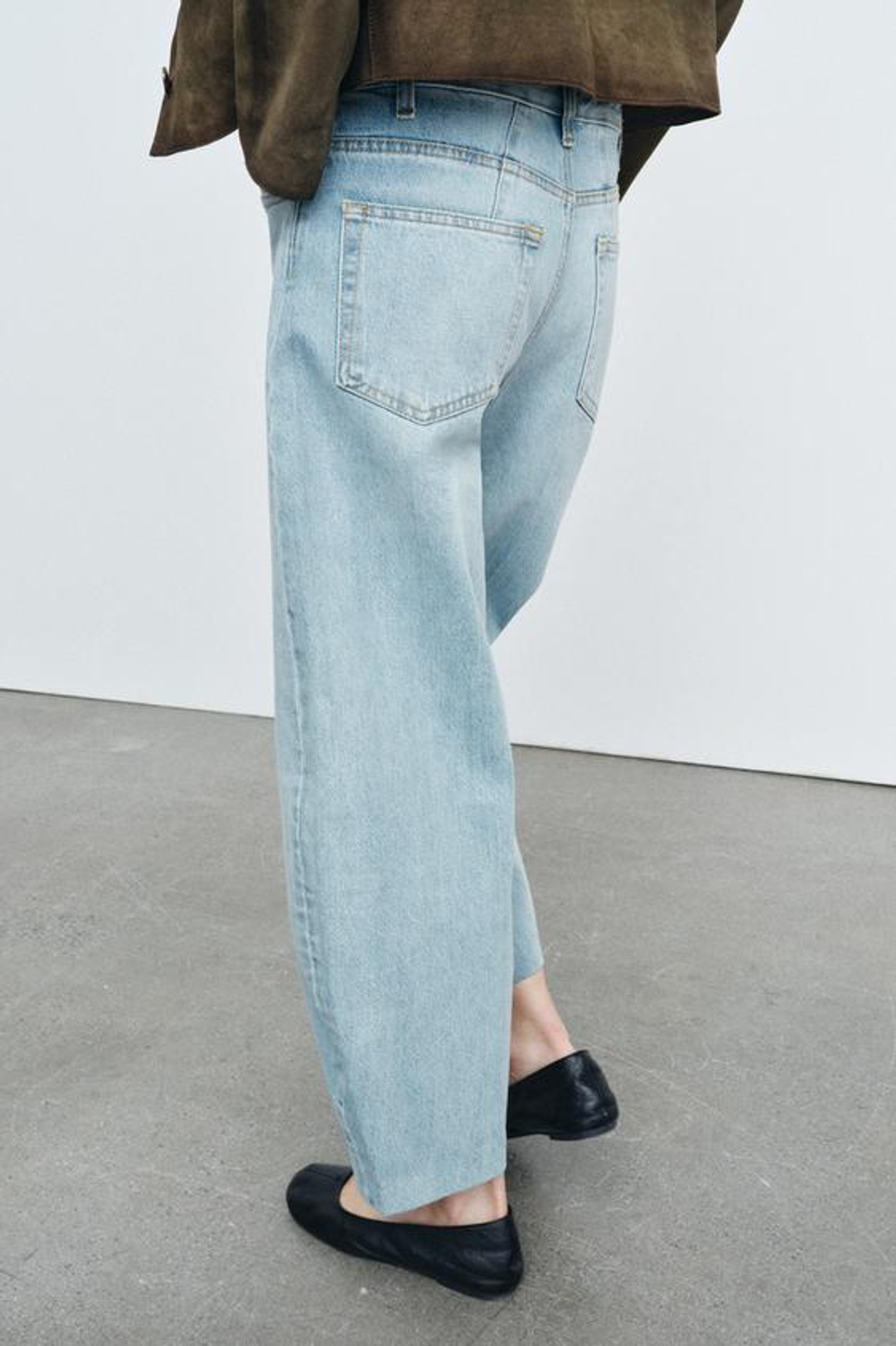 ZARA ДЖИНСЫ ZW COLLECTION BARREL С ВЫСОКОЙ ПОСАДКОЙ, ГОЛУБОЙ