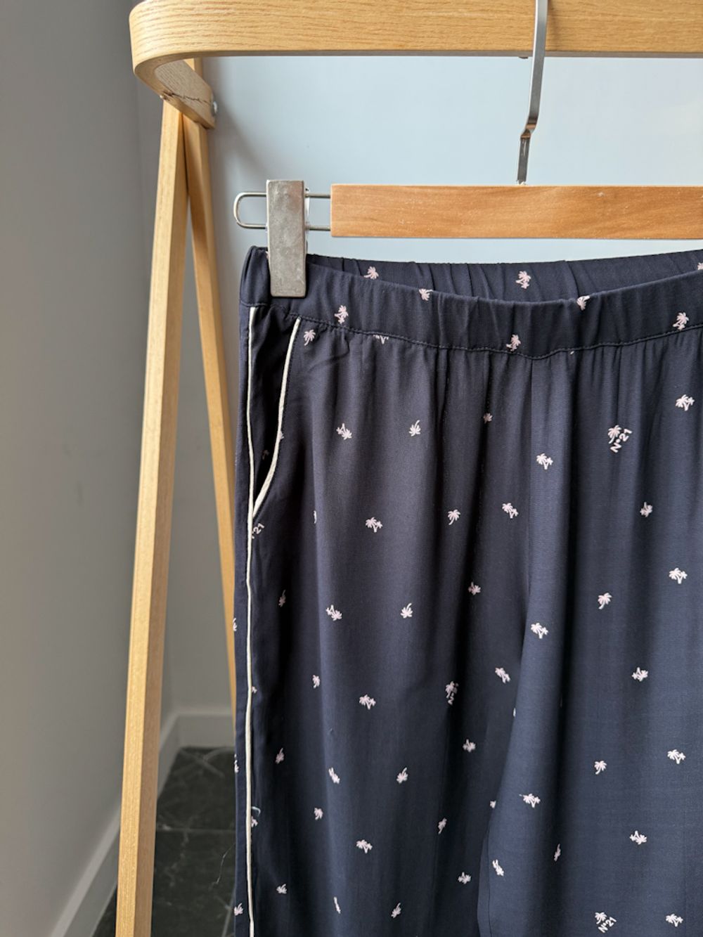 Костюм №21, 128