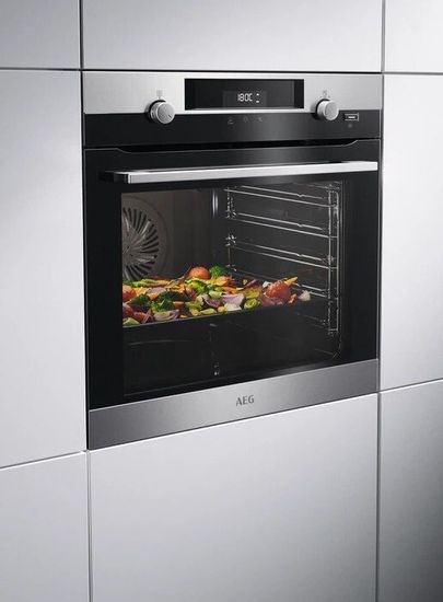 Электрический духовой шкаф AEG BCK 556350 M