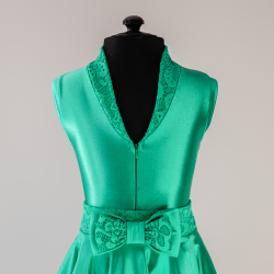 зеленое платье для танцев