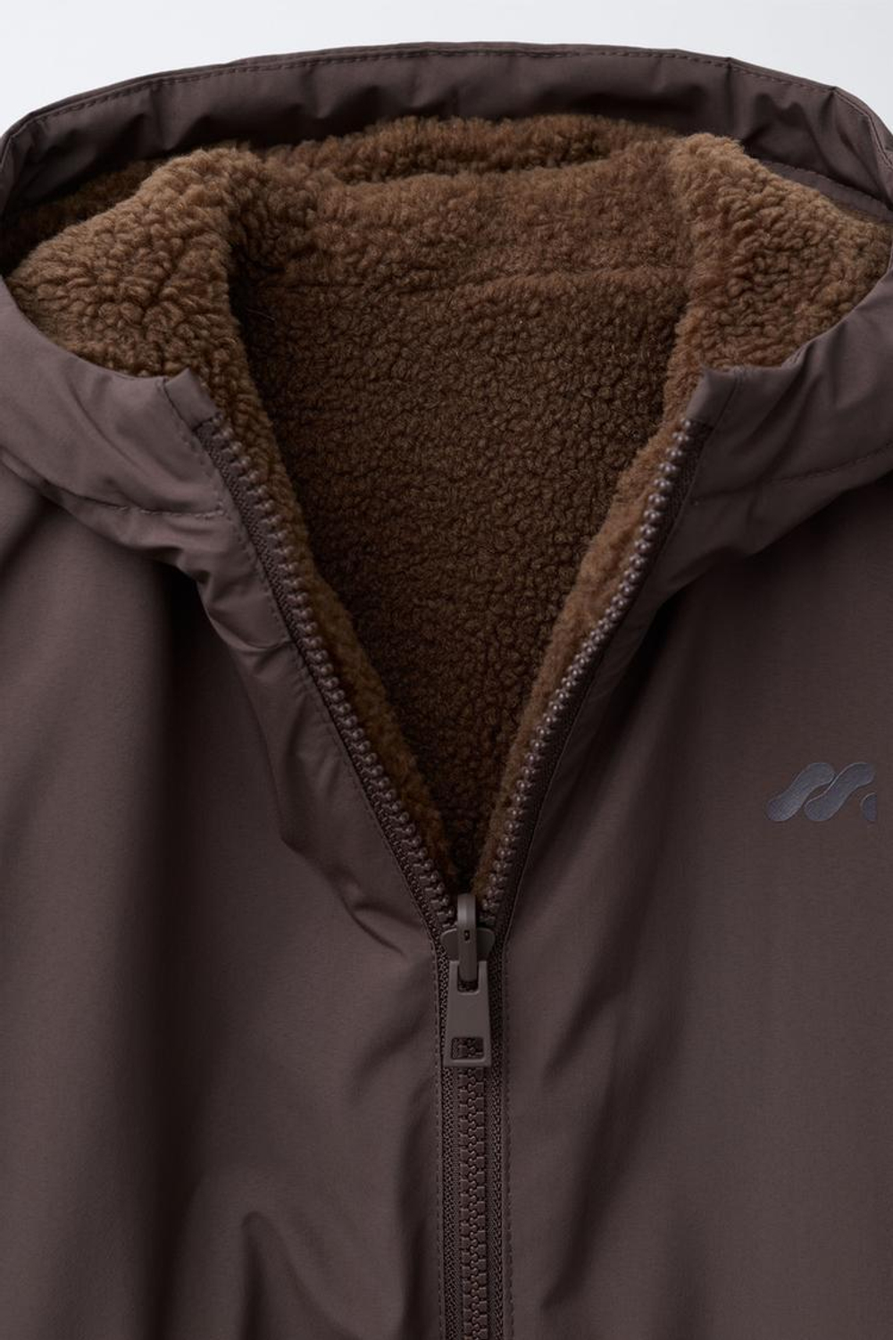 ZARA ДВУСТОРОННЯЯ ВОДОНЕПРОНИЦАЕМАЯ КУРТКА С ЛОГОТИПОМ, КОРИЧНЕВЫЙ